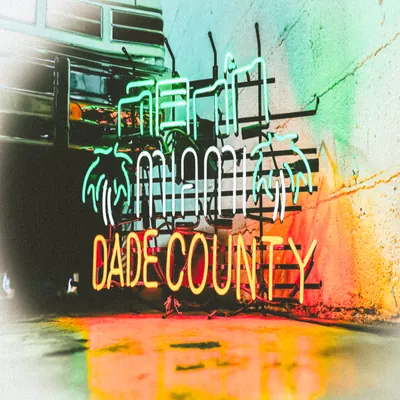 Welcome to Miami. Photo by Luis Montejo